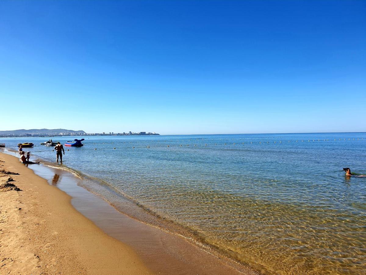 Мини-Гостиница У Моря Джемете อะนาปา ภายนอก รูปภาพ